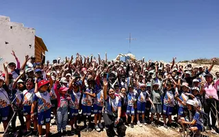Crianças do Projeto de Todos para Todos participam de visita cultural à Serra Redonda