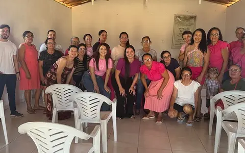 Outubro Rosa leva cuidado e prevenção às mulheres do Alagamar dos Paulinos
