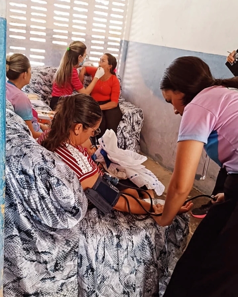 Equipe da Secretaria de Saúde visita o sítio Queimadas e promove diversas ações/atendimentos para a comunidade local