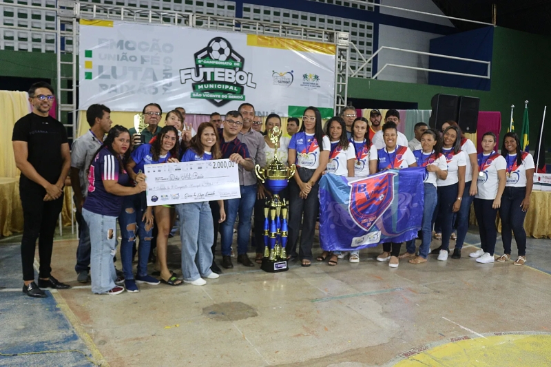 Em noite histórica para o futebol local, gestão entrega premiação do Campeonato Feminino e \"abre\" oficialmente o \'Masculino de Futebol\' 2024